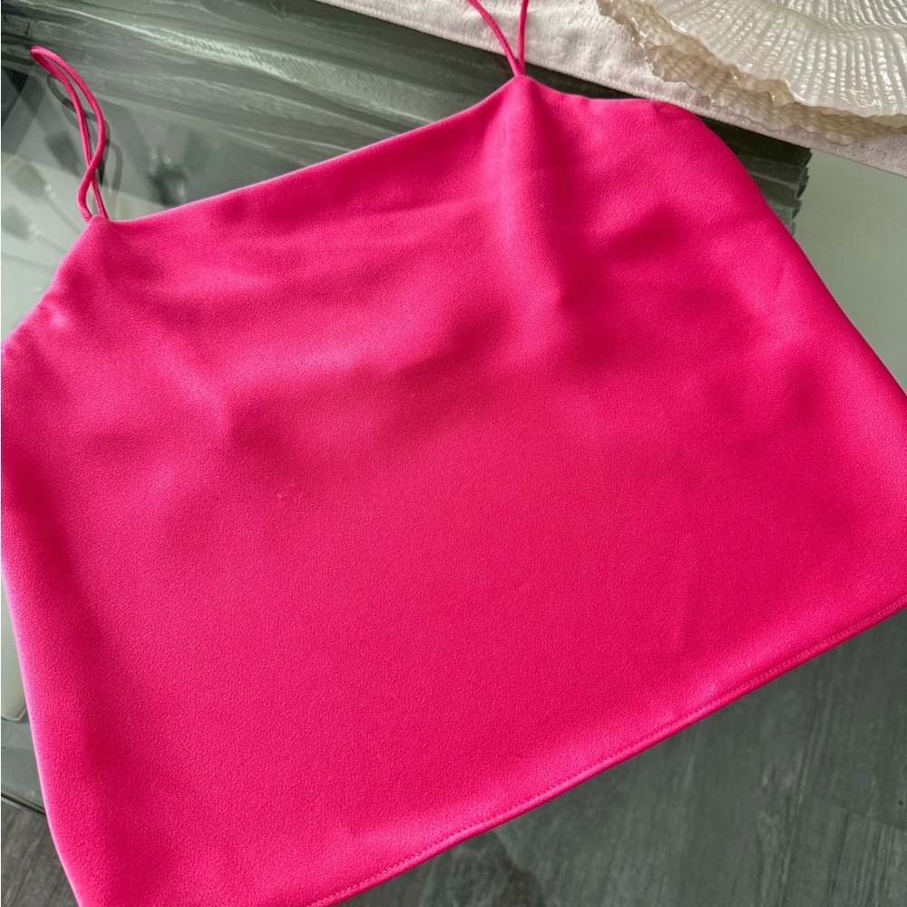 Alice + Olivia Pink Scoop Neck Sleeveless Camisole